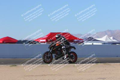 media/Nov-06-2023-Moto Forza (Mon) [[ce023d0744]]/4-Beginner Group/Session 4 (Finish Line Checker)/